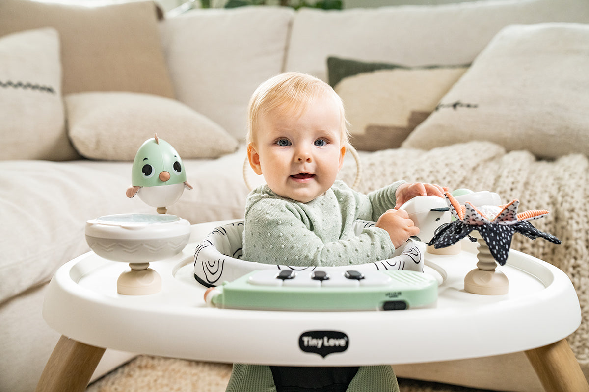 Black & White Décor 5-in-1 Here I Grow Stationary Activity Centre