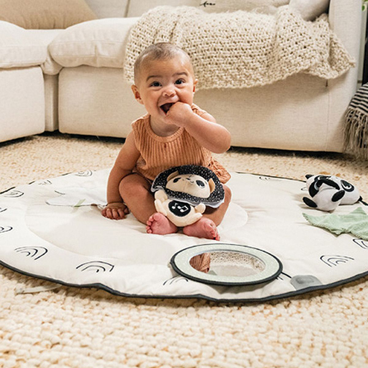 Black & White Décor Bundle: Luxe Developmental Gymini®, Sunny Stroll™, Tummy Time Mobile Entertainer