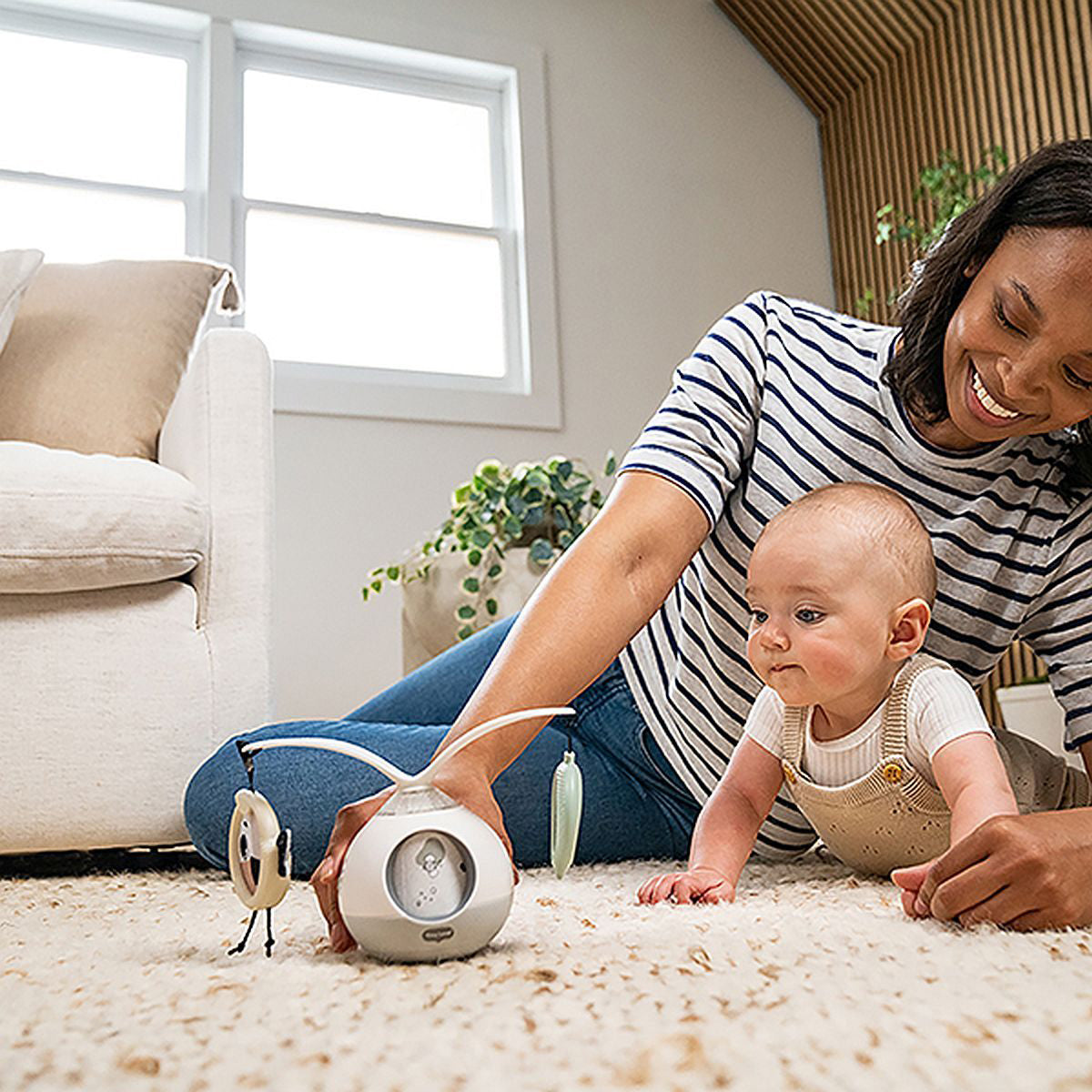 Black & White Décor Bundle: Luxe Developmental Gymini®, Sunny Stroll™, Tummy Time Mobile Entertainer