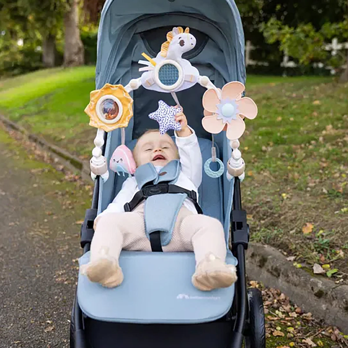 Unicorn Wonders Bundle: Developmental Gymini®, Sunny Stroll™, Classic Mobile