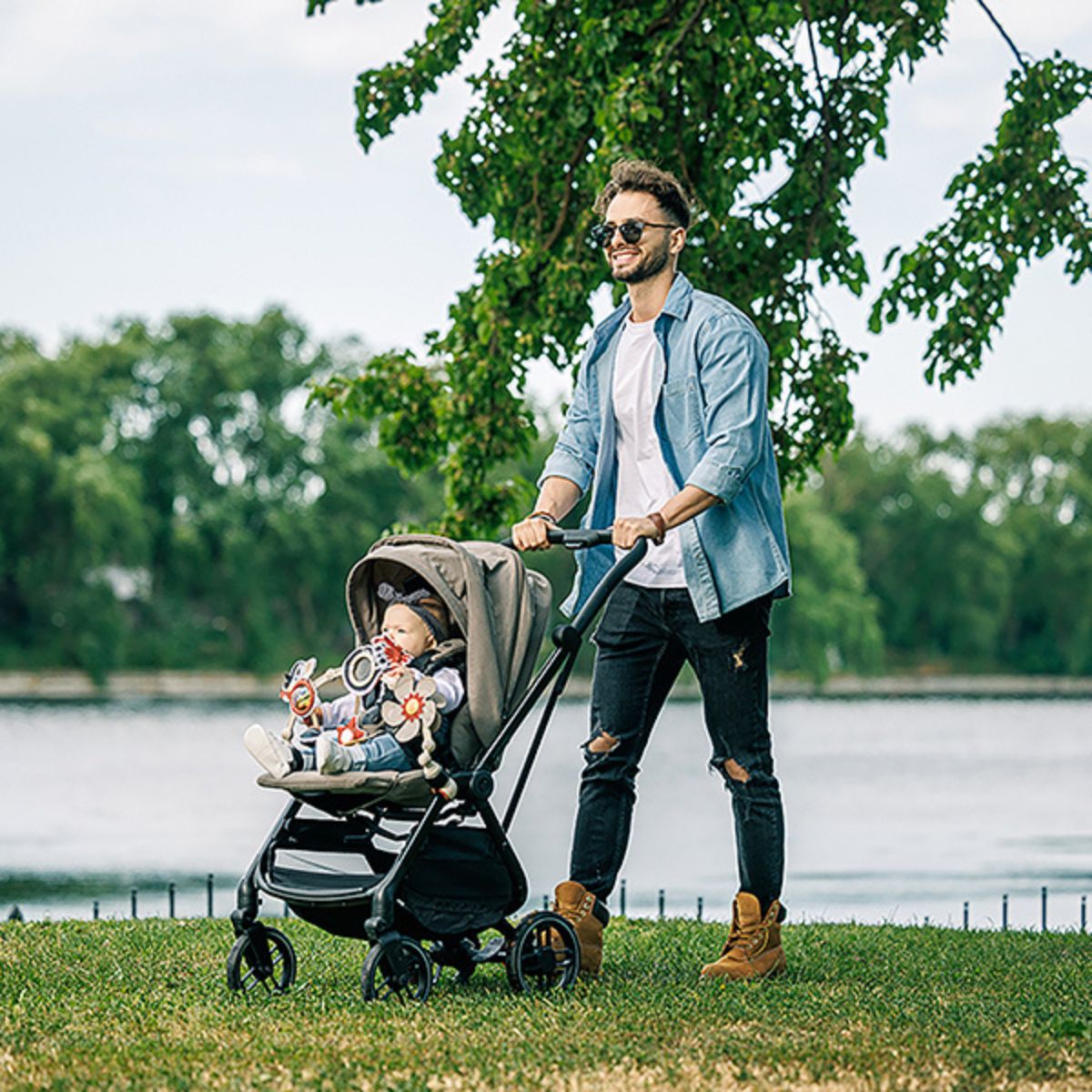 Best Sellers Bundle: Magical Tales 3-in-1 Rocker Napper Luxe, Black & White Décor Developmental Gymini®, Tiny Rockers Sunny Stroll™